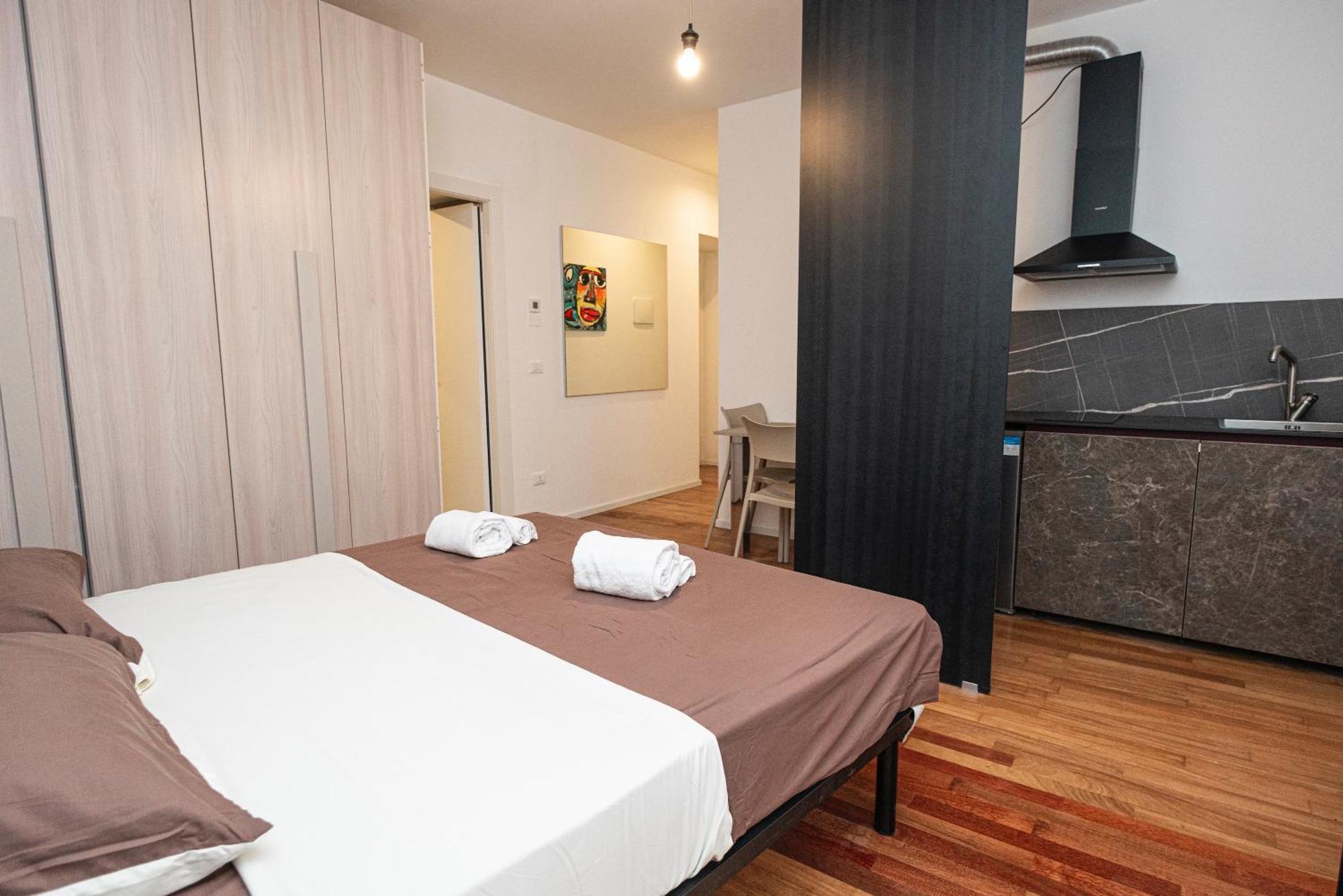 Hurban Apartments Venezian Trieste Exterior foto